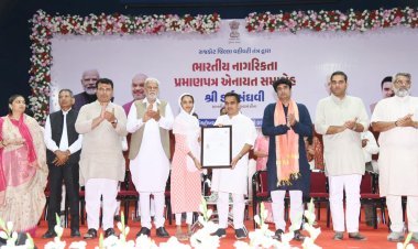 રાજકોટમાં ૩૧૯ વિસ્થાપિતોને નાયબ મુખ્યમંત્રી હર્ષ સંઘવીના હસ્તે ભારતીય નાગરિકતા પ્રમાણપત્ર એનાયત કરાયા