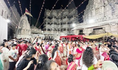 દ્વારકાધીશ જગતમંદિરમાં પરંપરાગત ઉજવાયો શરદોત્સવ : ઠાકોરજીને દૂધ-પૌઆનો વિશેષ મહાભોગ