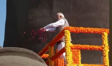 સ્ટેચ્યુ ઓફ યુનિટી ખાતે વડાપ્રધાન મોદીએ સરદાર પટેલને શ્રધ્ધાંજલી અર્પણ કરી