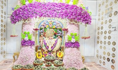 શ્રી કષ્ટભંજનદેવ દાદાને ગુલાબ-ઓકિર્ડના મિક્સ ફૂલોનો શણગાર અને સીતાફળનો અન્નકૂટ ધરાવાયો