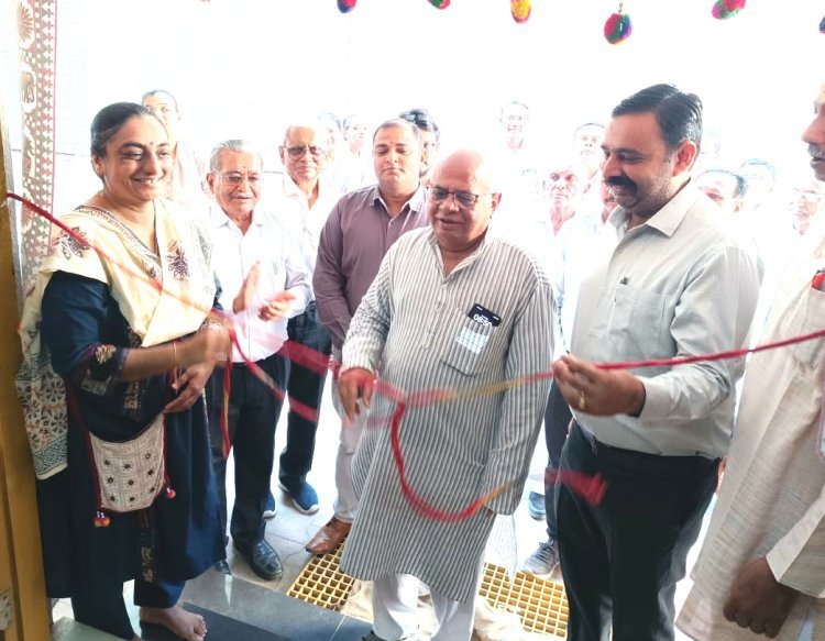 ડો.હરીભાઈ ગોધાણી કેમ્પસ ખાતે ગાંધીહાટની ઉજવણી કરાઈ
