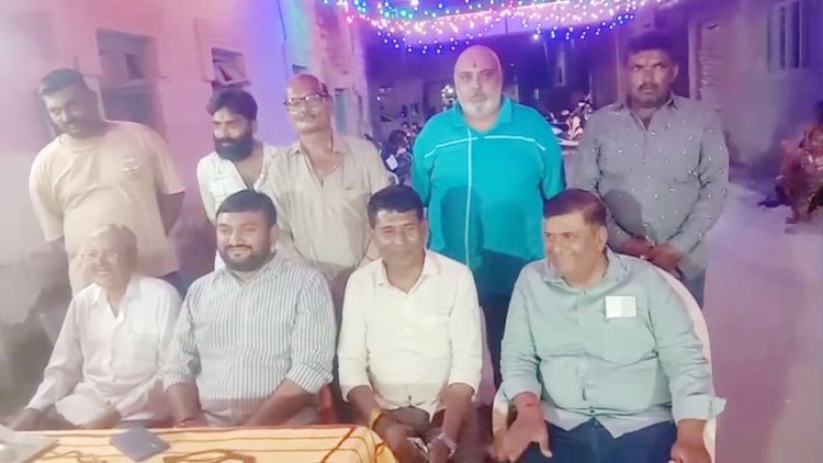 સરદારપરા ખાતે આવેલ આશાપુરા ગરબી મંડળનાં નવરાત્રી મહોત્સવમાં મેયર સહીતનાં અગ્રણીઓની ઉપસ્થિતિ