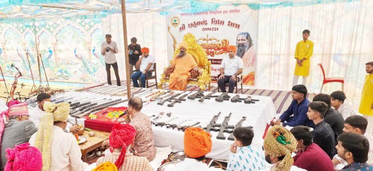 પીડીતોને રાહત આપો, પડેલાને ઉભા કરો, ઉભેલાને ગતિ આપો, ગતિવાનને સાચી દિશા આપો : પૂ. મુકતાનંદ બાપુ